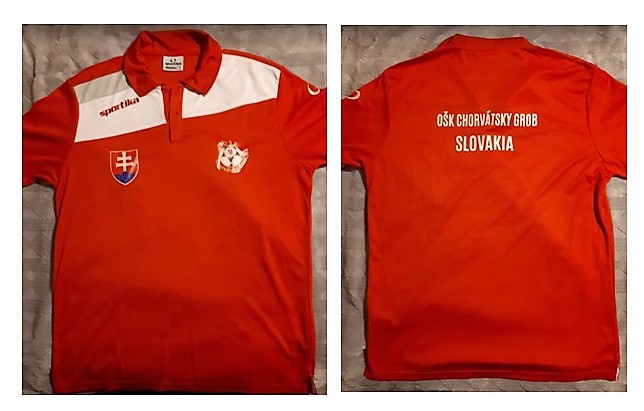 Červené tričko